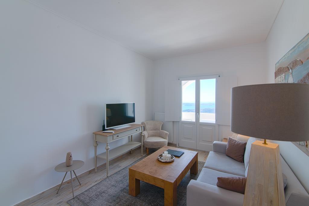 Aqua Mare Luxury Suites Imerovigli  Exterior photo